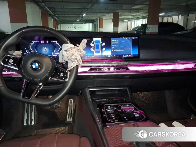 BMW 7 Series (G70) id 3841568 из Кореи 8