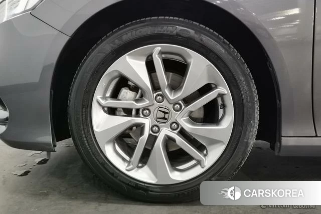 Honda Accord id 4273358 из Китая 8