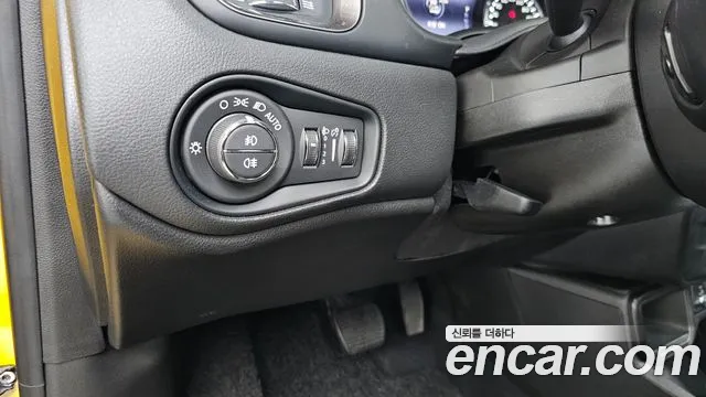 Jeep Renegade id 2822292 из Кореи 8