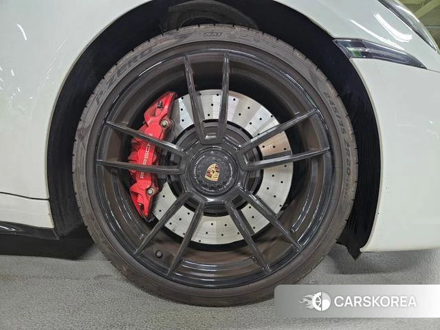 Porsche 911(992) id 4481355 из Кореи 8