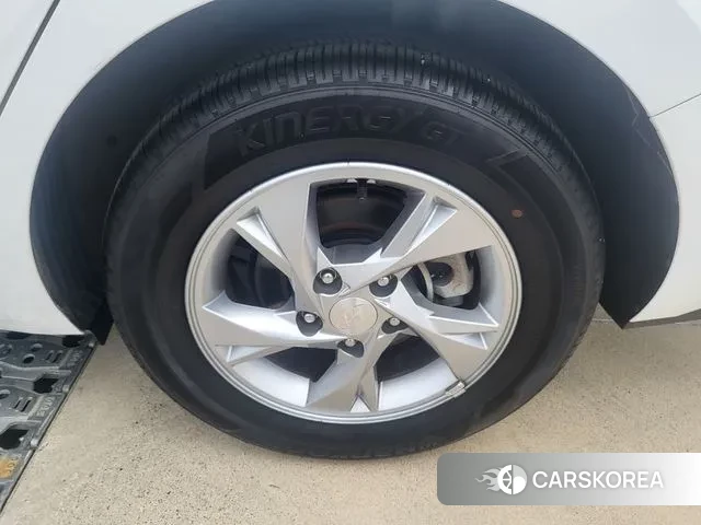 Hyundai Avante (CN7) id 3021424 из Кореи 8