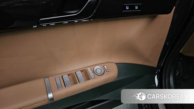 Hyundai Grandeur (GN7) id 4549545 из Кореи 8