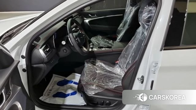 Genesis The New G70 id 3940130 из Кореи 8