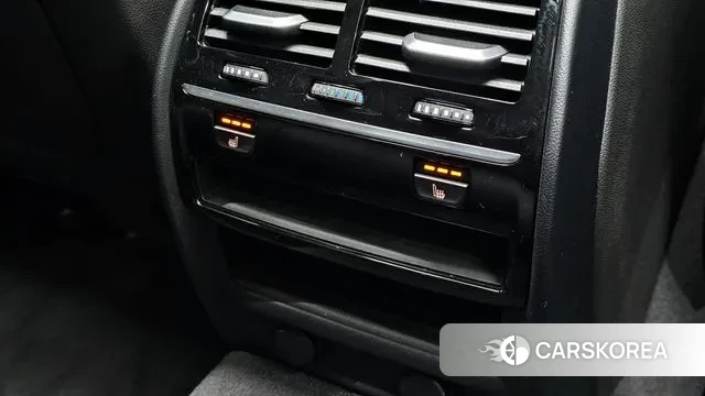 BMW 5 Series (G30) id 3520308 из Кореи 8