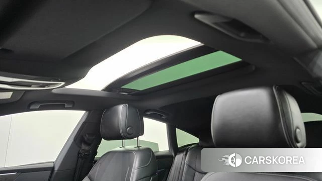 Audi A7 (4K) id 4758943 из Кореи 8