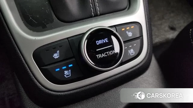 Hyundai Venue id 3503446 из Кореи 8