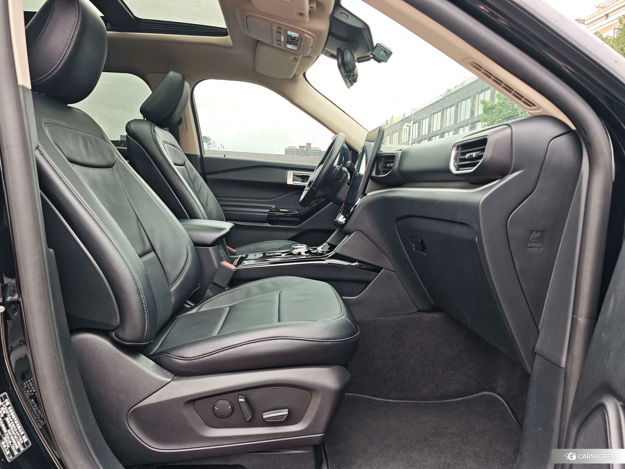 Ford Explorer id 4419085 из Китая 8