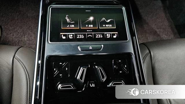 Audi A8 (D5) id 3799940 из Кореи 8