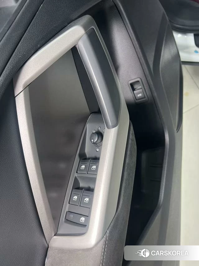Audi Q3 id 4359271 из Китая 8