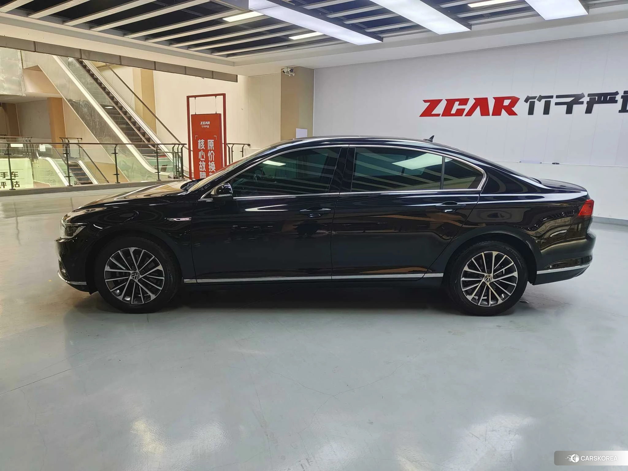 Volkswagen Magotan id 4452404 из Китая 8