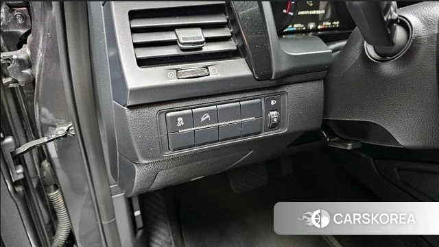 Ssangyong The New Rexton Sports Cannes id 4019062 из Кореи 8