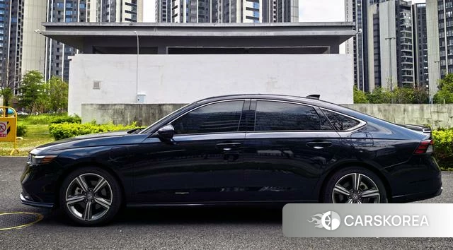 Honda Accord PHEV id 4260762 из Китая 8