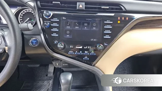 Toyota Camry (XV70) id 3778228 из Кореи 8