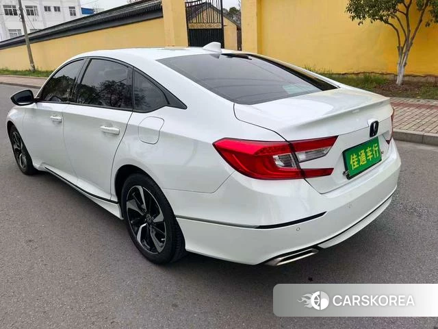 Honda Accord id 3889849 из Китая 8