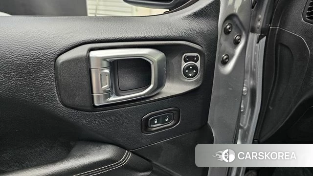 Jeep Wrangler (JL) id 3853616 из Кореи 8