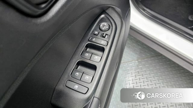 Hyundai Venue id 3905104 из Кореи 8