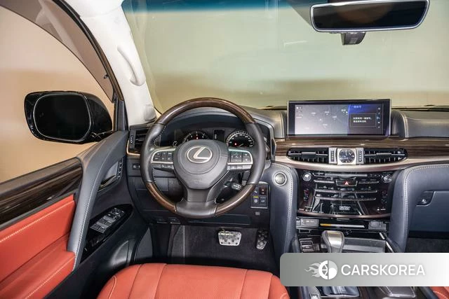 Lexus LX id 4262484 из Китая 8