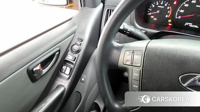 Hyundai The New Grand Starex id 3834900 из Кореи 8