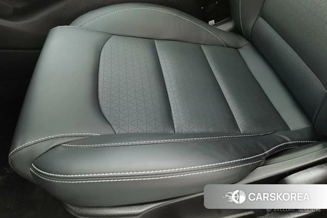 Geely Automobile Emgrand id 4210181 из Китая 8