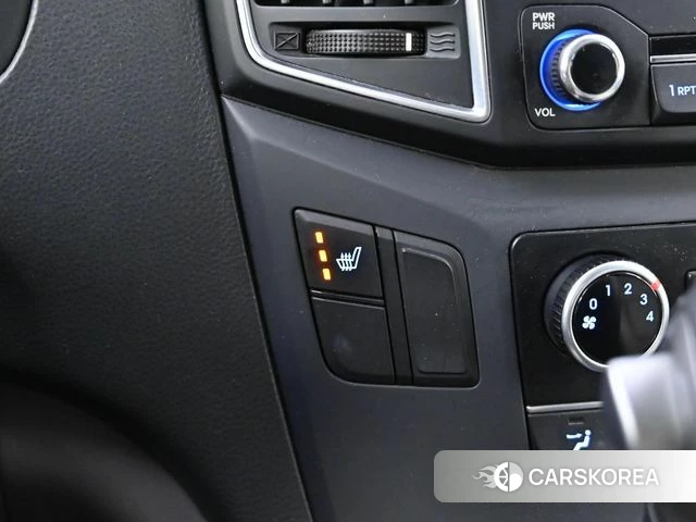 Hyundai Grand Starex id 3886513 из Кореи 8