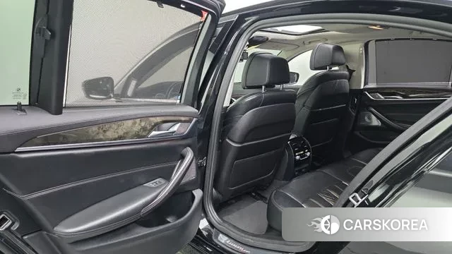 BMW 5 Series (G30) id 3107141 из Кореи 8