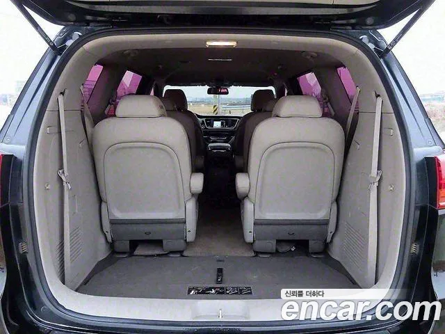 Kia The New Carnival id 2522954 из Кореи 8