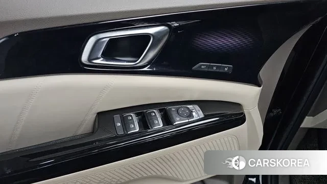 Kia Carnival 4th generation id 3573010 из Кореи 8