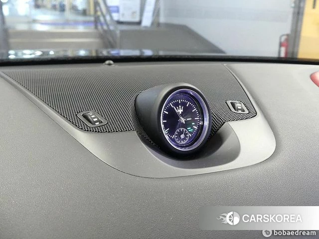 Maserati Levante id 4224800 из Кореи 8