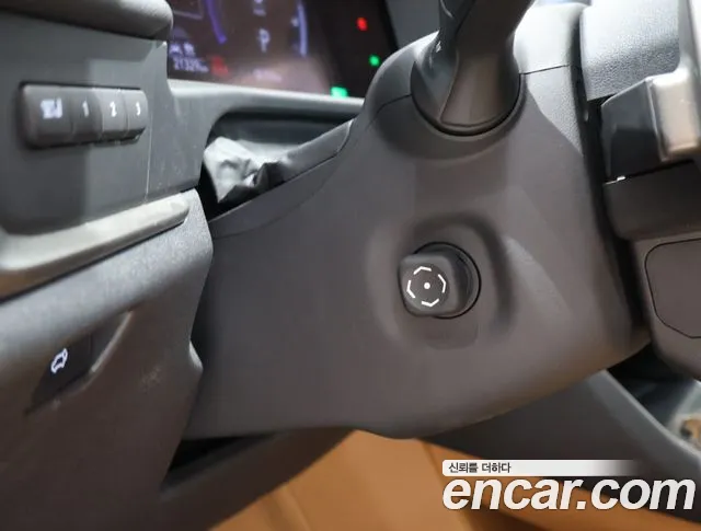 Lexus RZ450e id 2697828 из Кореи 8