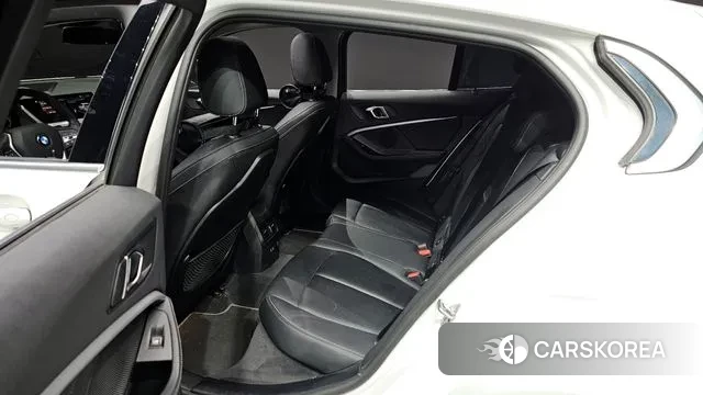 BMW 1 Series (F40) id 3058777 из Кореи 8