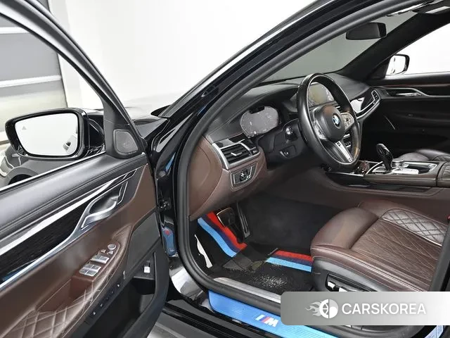 BMW 7 Series (G11) id 3017439 из Кореи 8