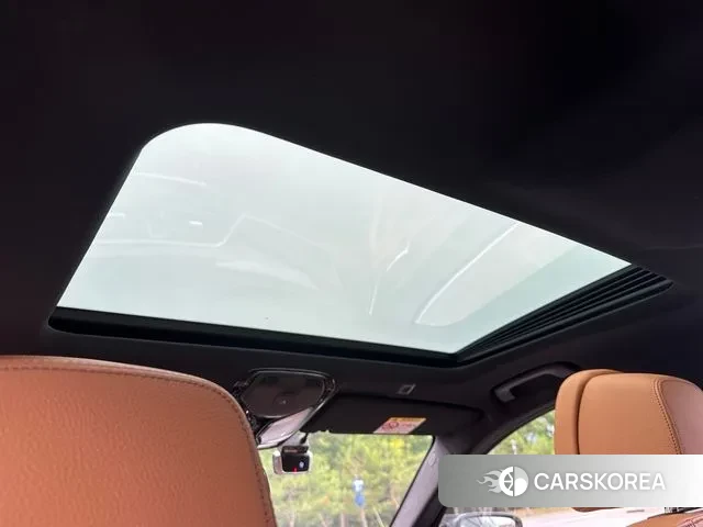 BMW 5 Series (G30) id 3032401 из Кореи 8