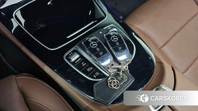 Mercedes-Benz E-Class W213 id 4593268 из Кореи 8