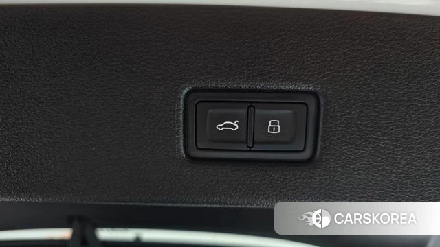 Audi A7 (4K) id 4281729 из Кореи 8