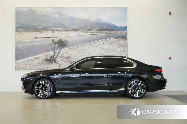 BMW i7 id 4273150 из Китая 8