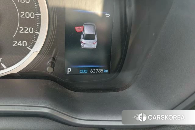 Toyota Corolla id 4258876 из Китая 8