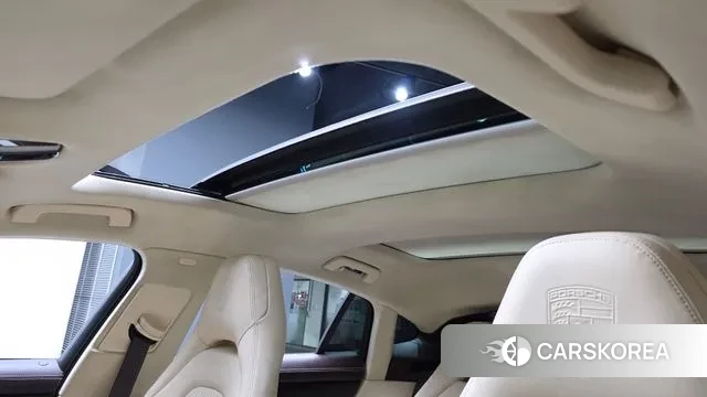 Porsche Panamera (971) id 3723533 из Кореи 8