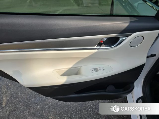 Hyundai The New Grandeur IG Hybrid id 3856474 из Кореи 8