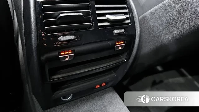 BMW 5 Series (G30) id 3426665 из Кореи 8