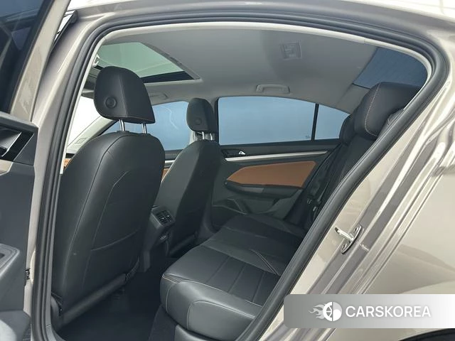 Volkswagen Bora id 4359419 из Китая 8