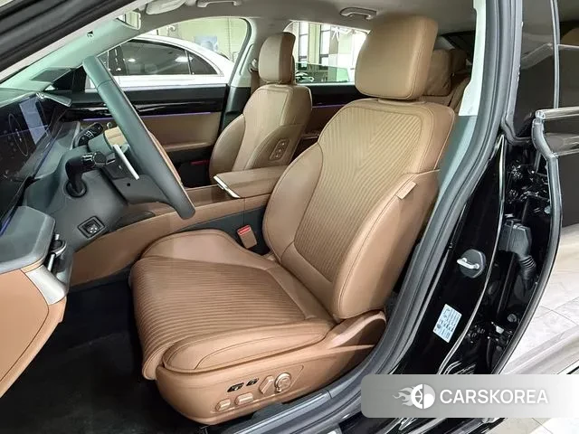 Hyundai Grandeur Hybrid (GN7) id 3020884 из Кореи 8