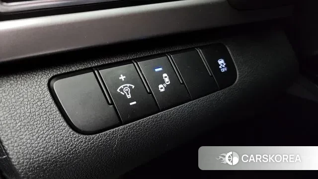 Hyundai Avante AD id 2986681 из Кореи 8