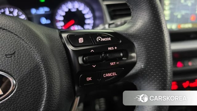 Kia Stonic id 4765475 из Кореи 8