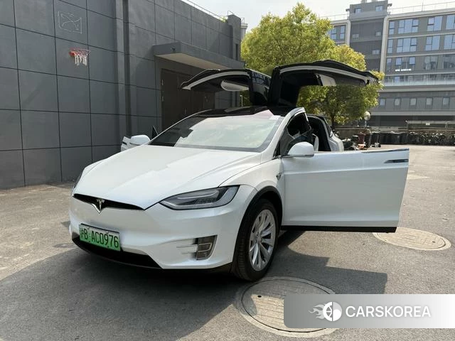 Tesla Model X id 4240348 из Китая 8