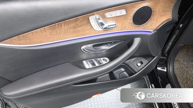 Mercedes-Benz E-Class W213 id 3000571 из Кореи 8