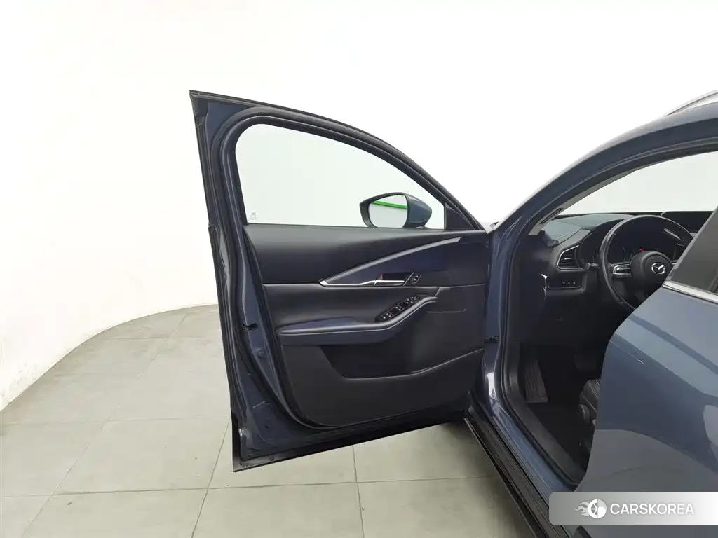 Mazda CX-30 id 4548396 из Китая 8