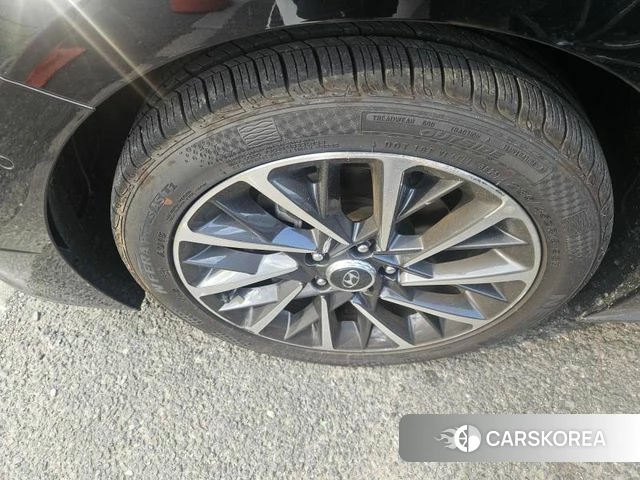Hyundai Sonata (DN8) id 4429433 из Кореи 8