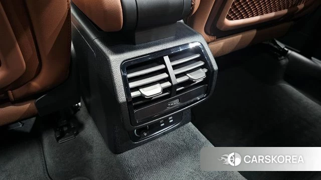 Audi Q3 (F3) id 4292320 из Кореи 8