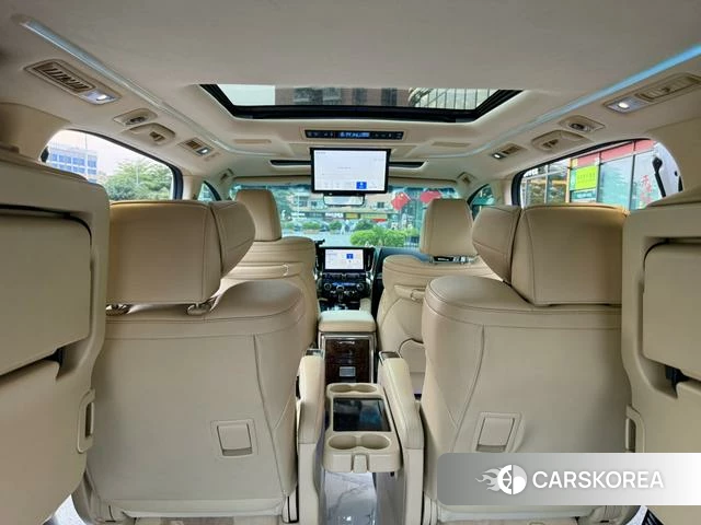Toyota Elfa id 4313384 из Китая 8
