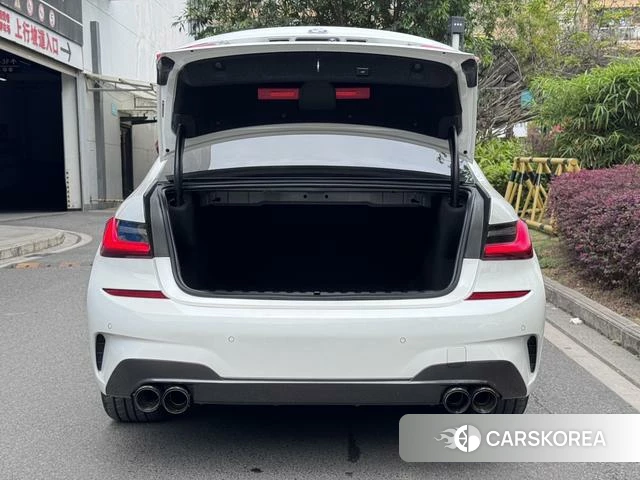 BMW 3 series id 3857938 из Китая 8